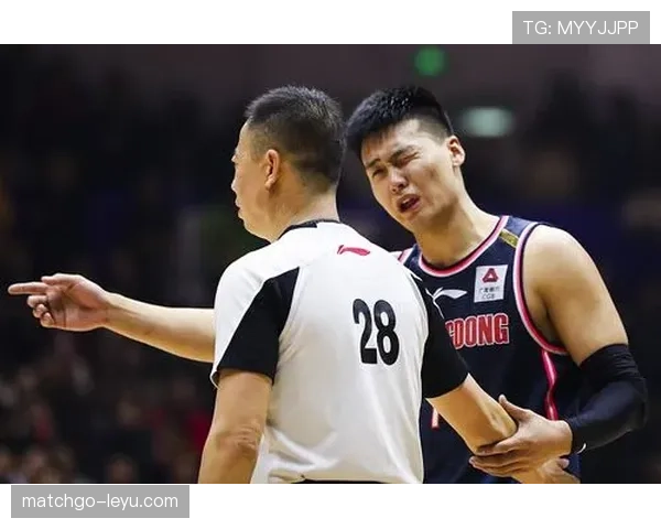 奥坎波斯高光表现 助力球队再下一城