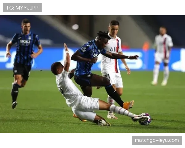 里奥边路爆发助球队强势逆转,表现抢眼 里奥边路爆发助球队强势逆转,表现抢眼