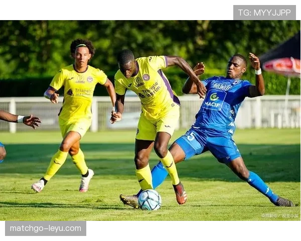 尼斯锋线火力全开,新赛季初状态回暖彰显竞争力提升 尼斯锋线火力全开,新赛季初状态回暖彰显竞争力提升