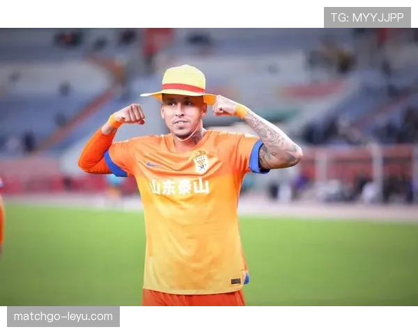 泰山震荡！后防致命漏洞暴露，昔日霸主急速坠落成中超遗憾？